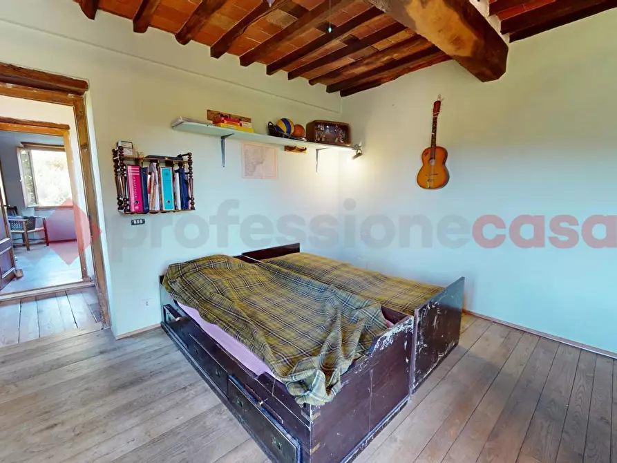 Immagine 11 di Rustico / casale in vendita  in LocalitÃ  castello, 9 a Borgo A Mozzano