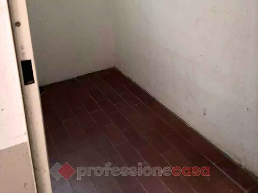 Immagine 2 di Box auto in vendita  in Via Betti a Perugia