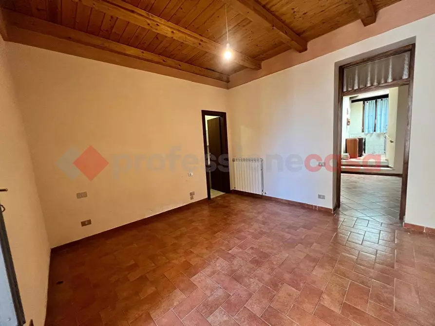 Immagine 11 di Appartamento in vendita  in Piazza Achille Sansi a Spoleto