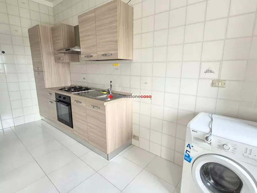 Immagine 6 di Appartamento in affitto  in Via Raffaele Nannarone, 11 a Foggia