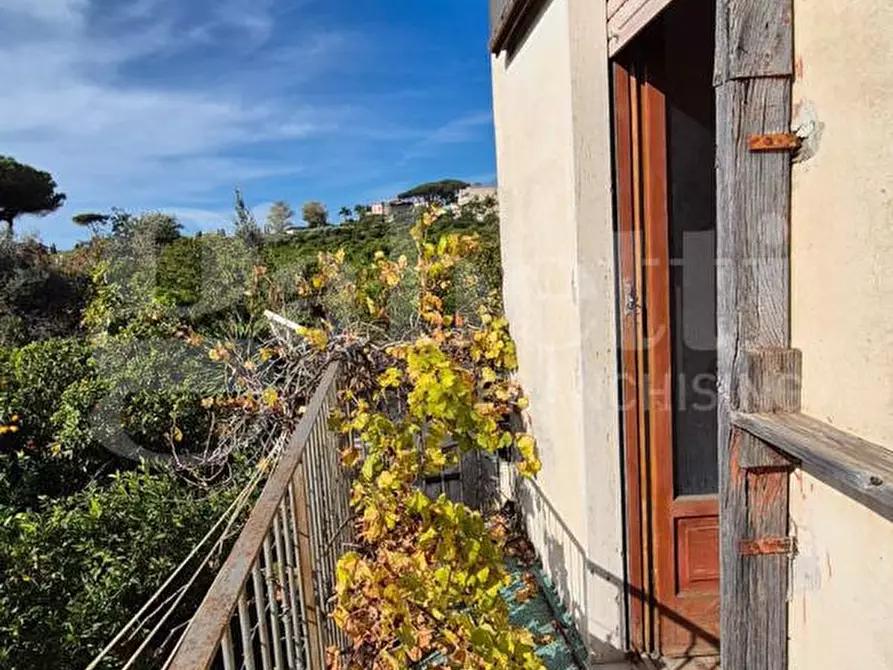 Immagine 47 di Palazzo in vendita  in Via L. Giordano, 38 a Boscotrecase