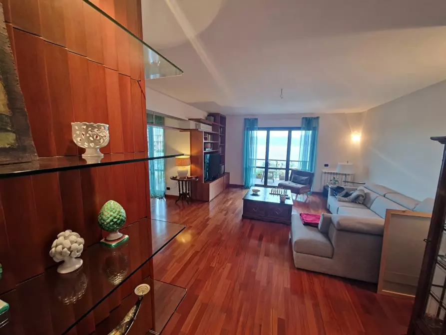 Immagine 12 di Appartamento in vendita  in Via Nuova Panoramica dello Stretto, 582 a Messina