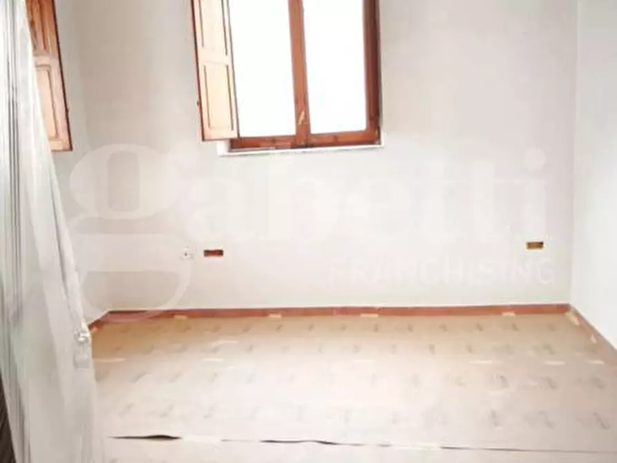 Immagine 10 di Appartamento in vendita  in Piazza IV Novembre, 2 a Succivo