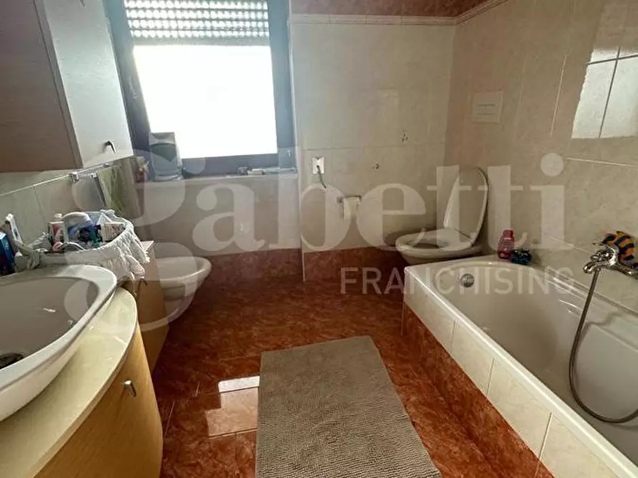 Immagine 4 di Appartamento in vendita  in Via Foggia, sn a Ostuni