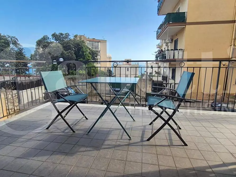 Immagine 43 di Appartamento in vendita  in Via DELLE IV GIORNATE, 37 a Torre Annunziata