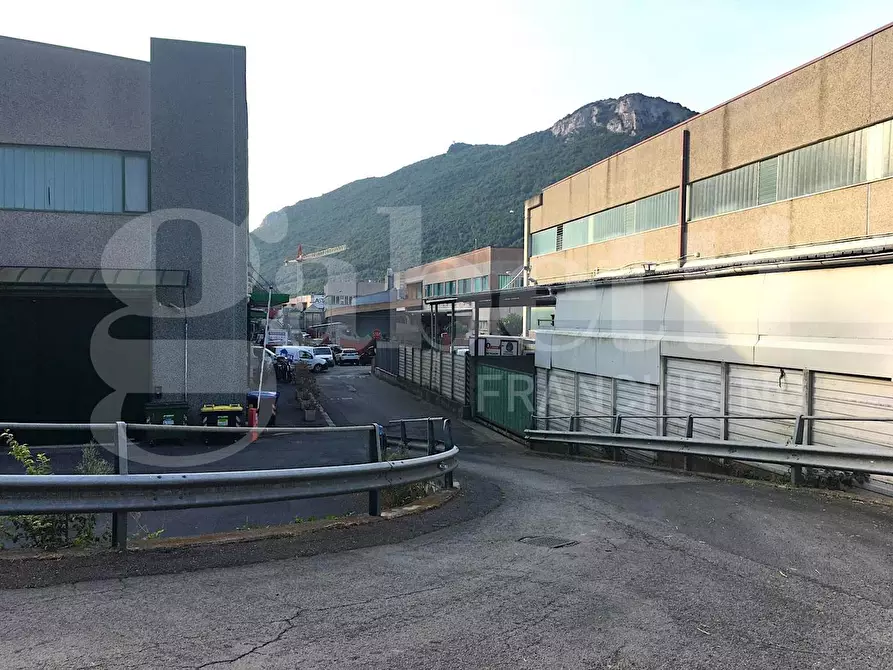 Immagine 8 di Capannone industriale in vendita  in Via Maestri del Lavoro a Finale Ligure