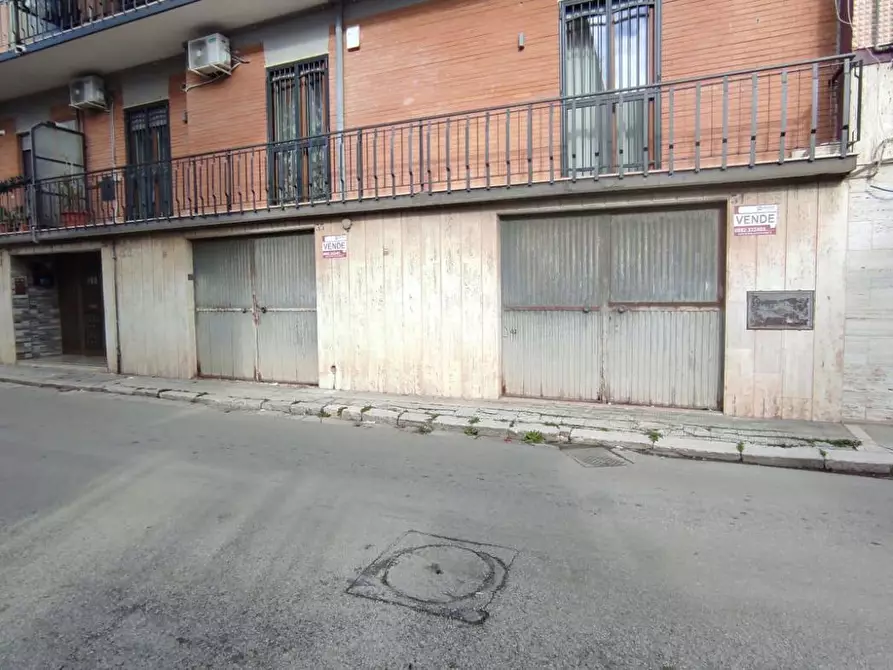 Immagine 1 di Magazzino in vendita  in Via PONCHIELLI a San Severo