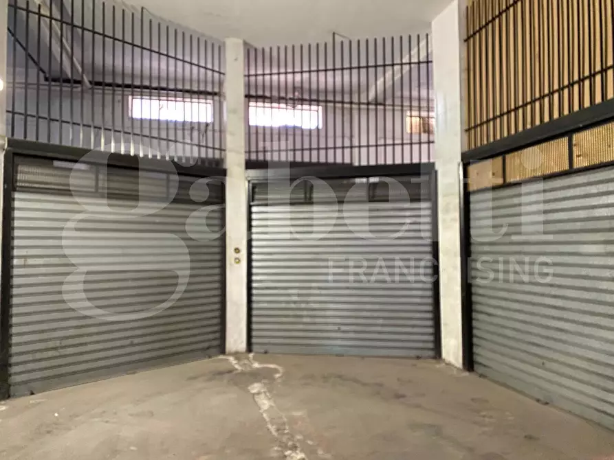 Immagine 6 di Box auto in vendita  in Via Gramsci a Trani