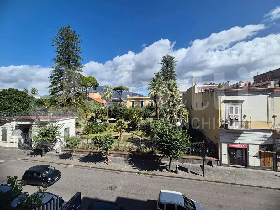Immagine 30 di Appartamento in vendita  in Corso Umberto I, 221 a Torre Annunziata