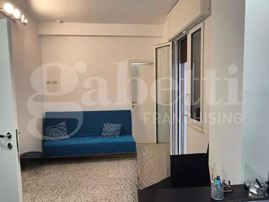 Immagine 12 di Appartamento in vendita  in Via DELLE IV GIORNATE, 37 a Torre Annunziata