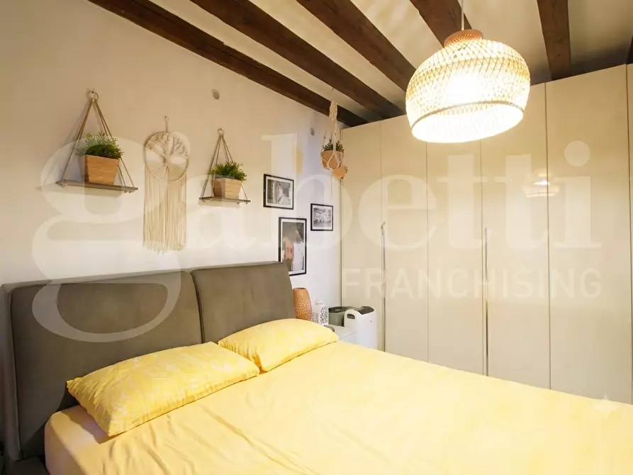 Immagine 12 di Appartamento in vendita  in Via Cannaregio, . a Venezia