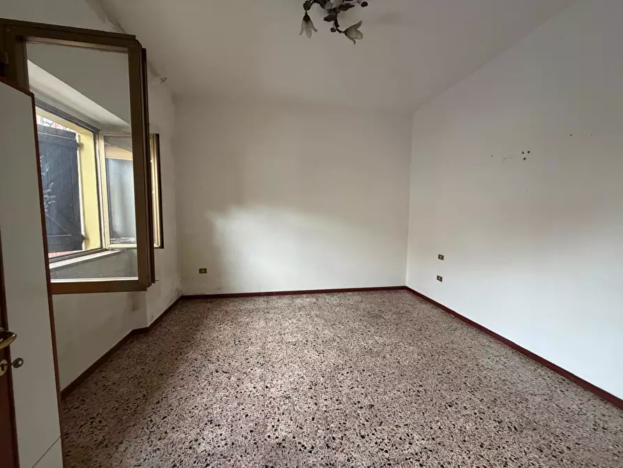 Immagine 9 di Appartamento in vendita  in Piazza Amendola, 4 a Villamassargia