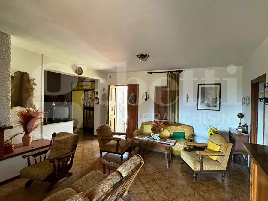 Immagine 5 di Villa in vendita  in LocalitÃ  leonini, snc a Torricella In Sabina