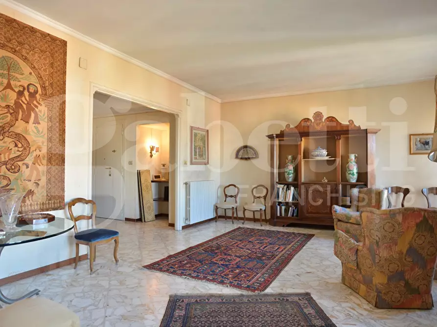 Immagine 5 di Appartamento in vendita  in Largo Ignazio Ciaia, 13 a Bari