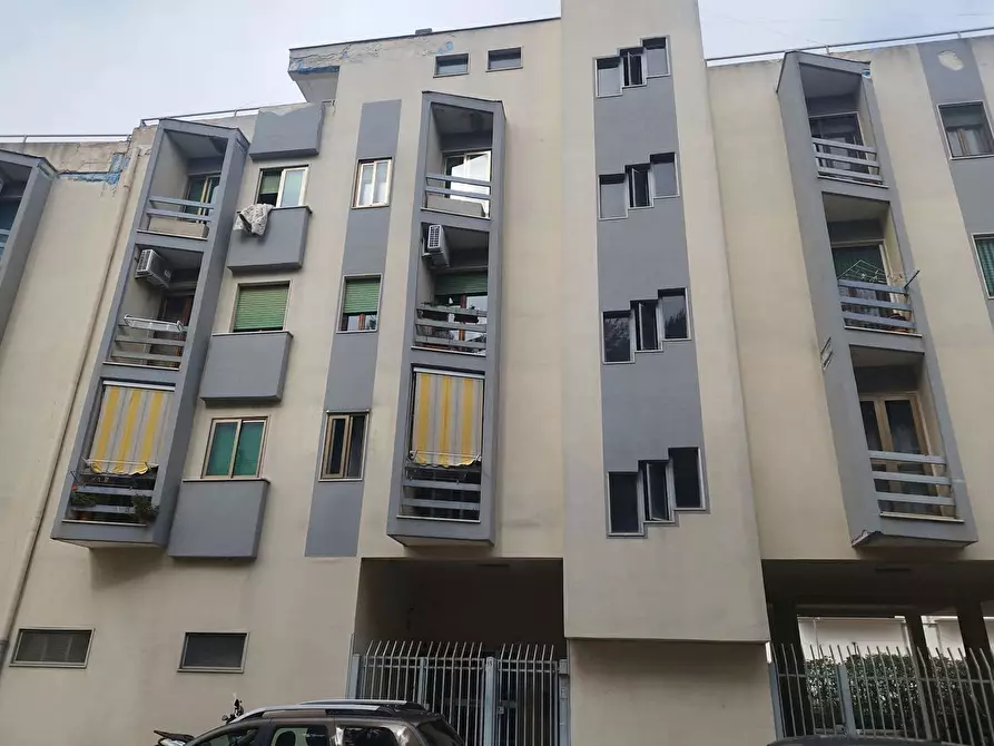 Immagine 1 di Appartamento in vendita  in Via ALCIDE DE GASPERI, 15 a Taranto