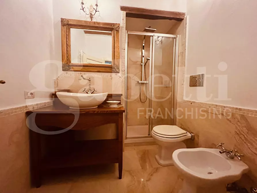 Immagine 19 di Rustico / casale in vendita  in Via di Vitozza, 16 a Sorano