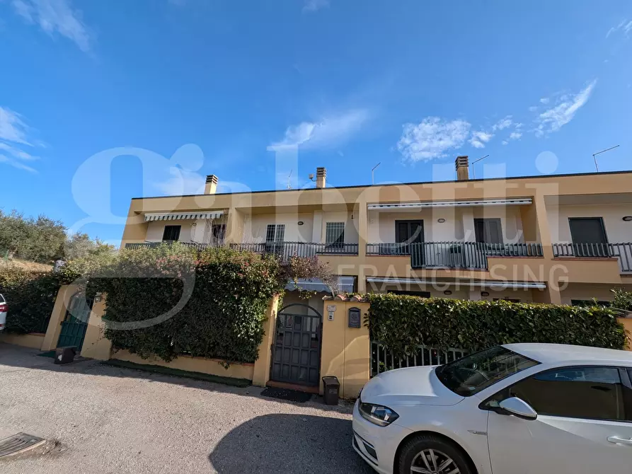 Immagine 4 di Villetta a schiera in vendita  in Via GIUSEPPE DI VITTORIO, 26 a Torgiano