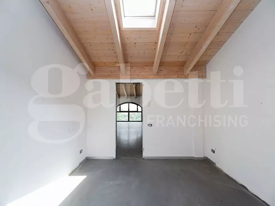 Immagine 10 di Ufficio in vendita  in Via Vezzani, 3 a Bernareggio