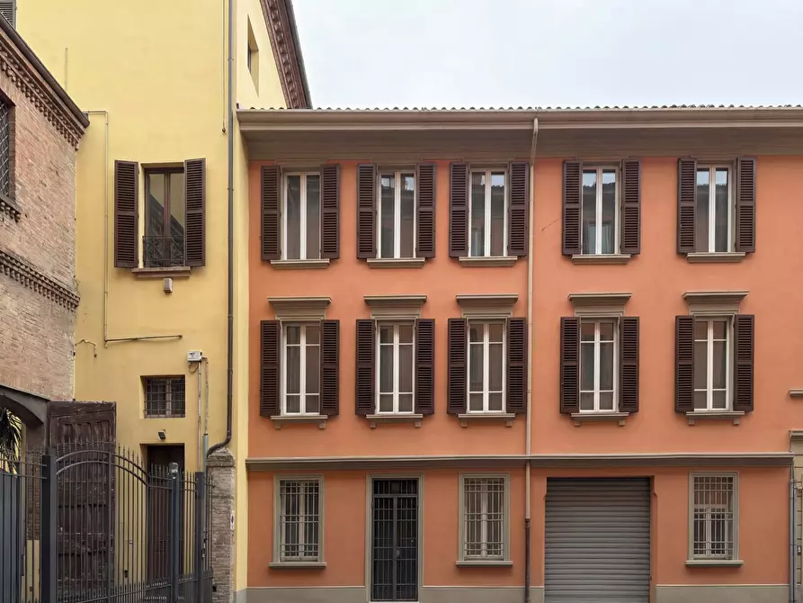 Immagine 6 di Appartamento in vendita  in Vicolo Carega, 3 a Bologna
