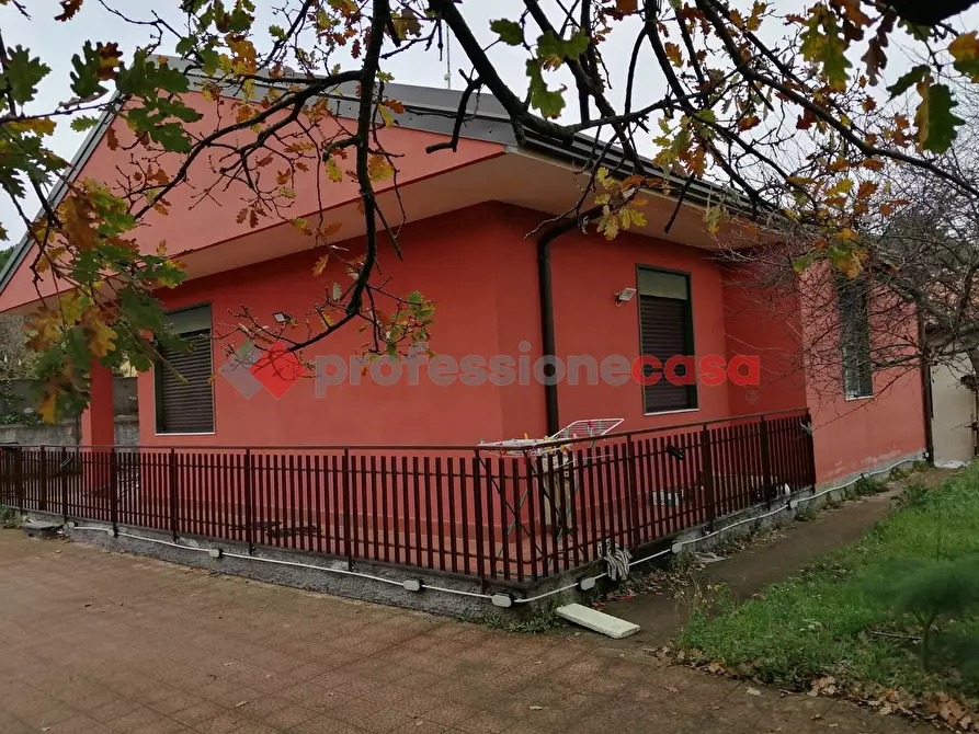 Immagine 1 di Villa in vendita  in Via Bolano, 15 a Pedara