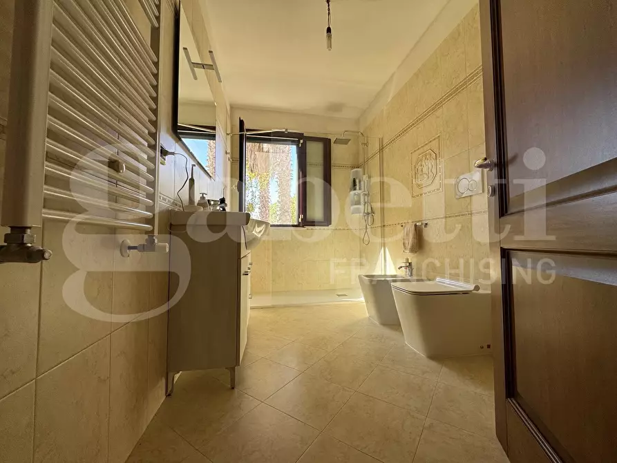 Immagine 25 di Villa in vendita  in Via San Gregorio Armeno, 42 a Nardo'