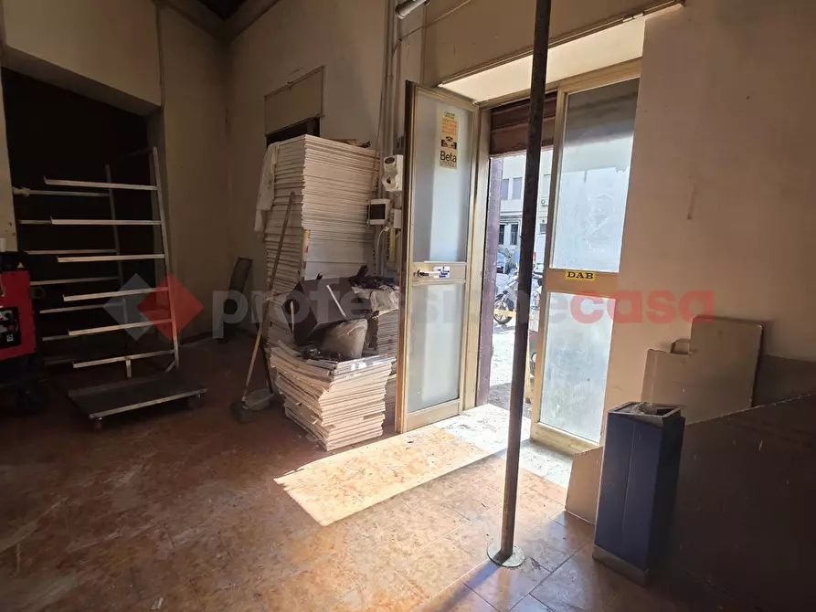 Immagine 16 di Ufficio in vendita  in Via Ferrante Imparato, 33 a Napoli