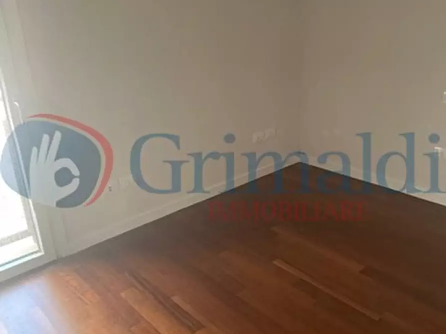 Immagine 14 di Appartamento in vendita  in Piazza attias a Livorno