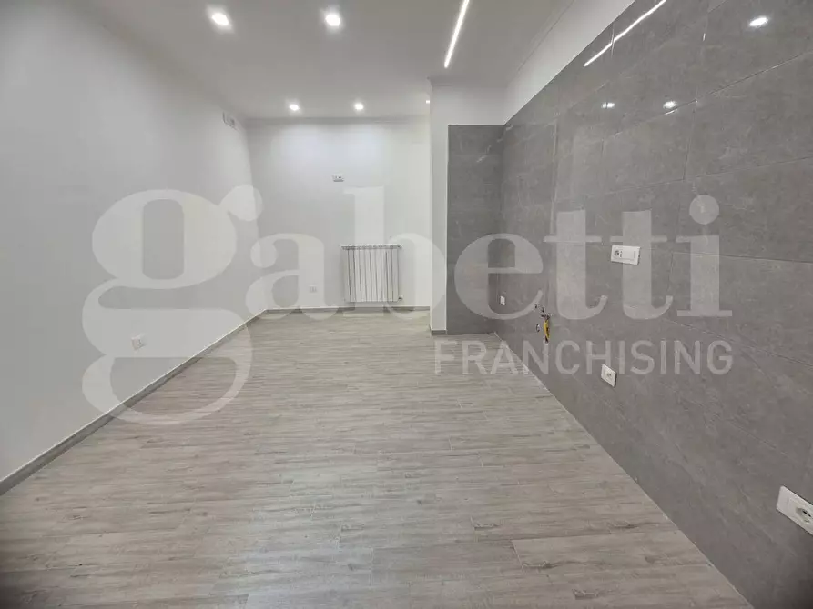 Immagine 4 di Appartamento in vendita  in Largo Cuparella, 15 a Torre Annunziata