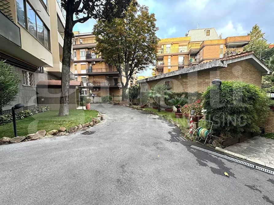 Immagine 28 di Appartamento in vendita  in Via Flaminia a Roma