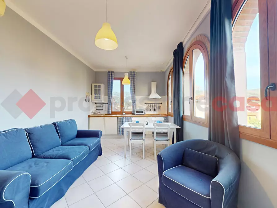 Immagine 3 di Appartamento in vendita  in Via Kennedy, 36 a Porto Azzurro