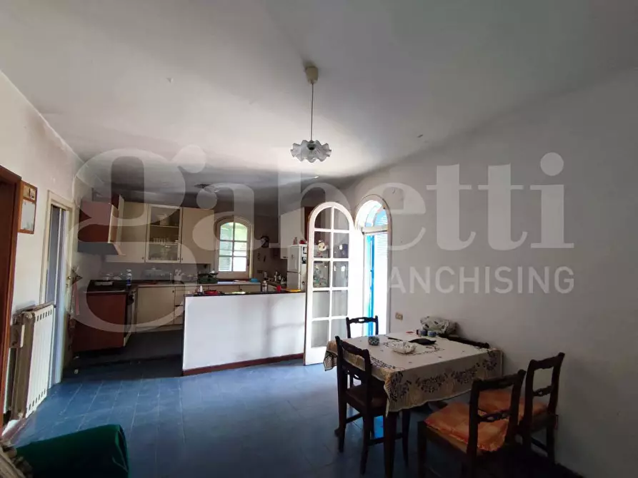 Immagine 21 di Casa indipendente in vendita  in Via Prota, 25 a Torre Annunziata