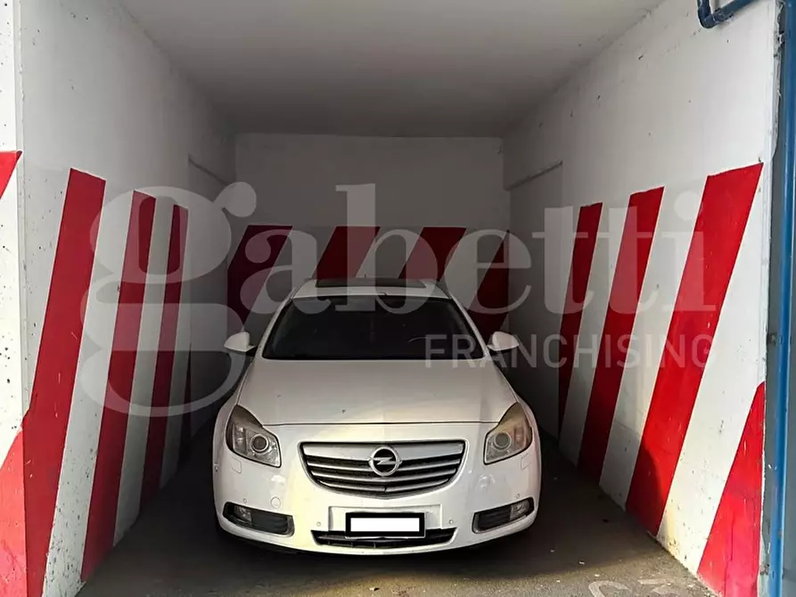 Immagine 25 di Appartamento in vendita  in Via michele saponaro, 26 a Roma