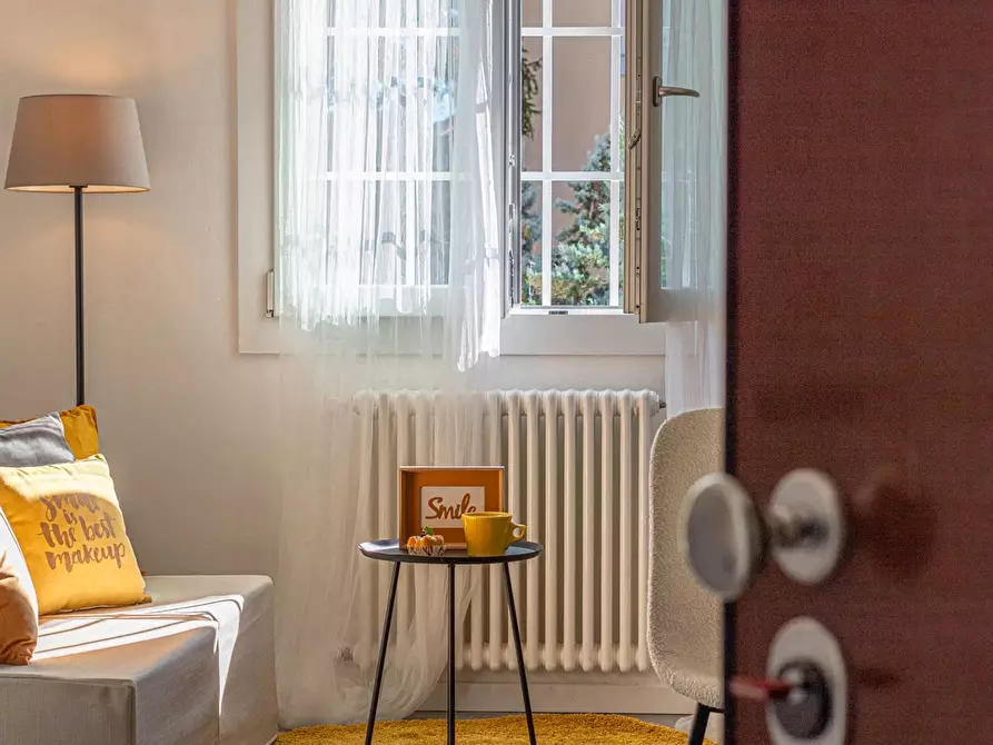 Immagine 32 di Appartamento in vendita  in Via dell'Uccellino, 2 a Bologna