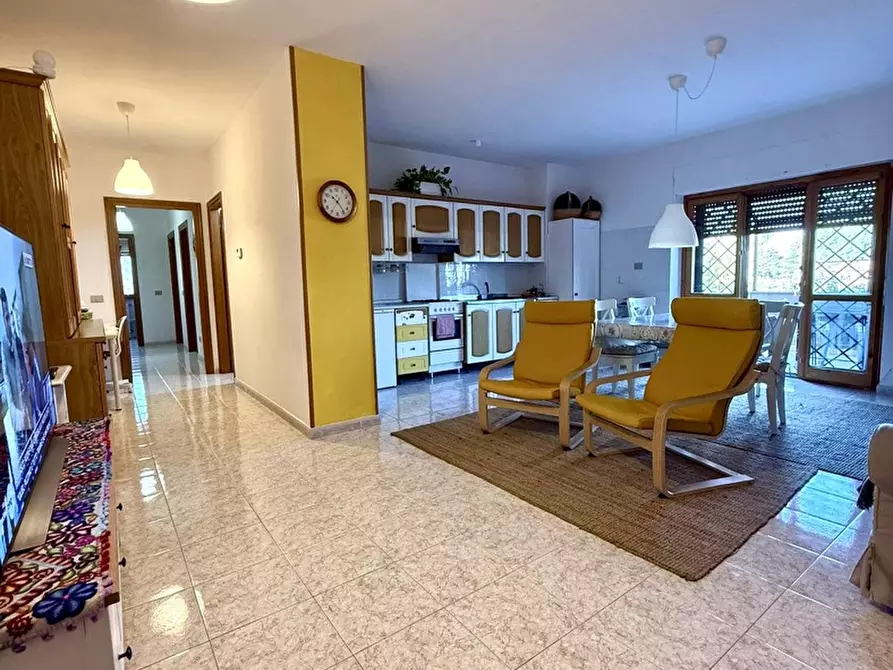 Immagine 3 di Appartamento in vendita  in Via MONTE CALVO, 7 a Scandriglia