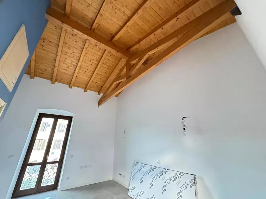 Immagine 6 di Appartamento in vendita  in Piazza Martiri della libertÃ , 35 a Chiari