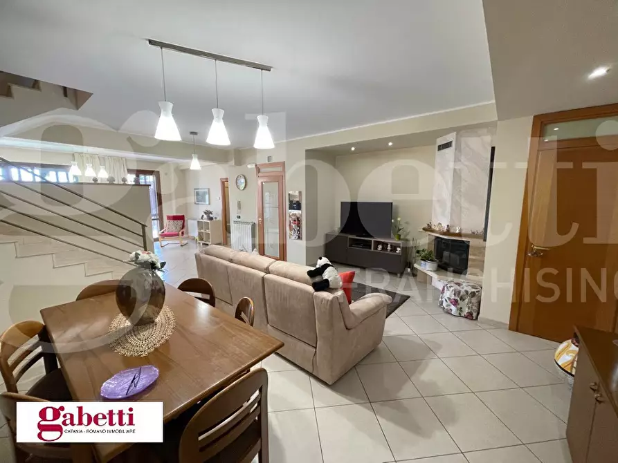 Immagine 8 di Villa in vendita  in Via Madonna dell'Indirizzo, 62 a Trecastagni