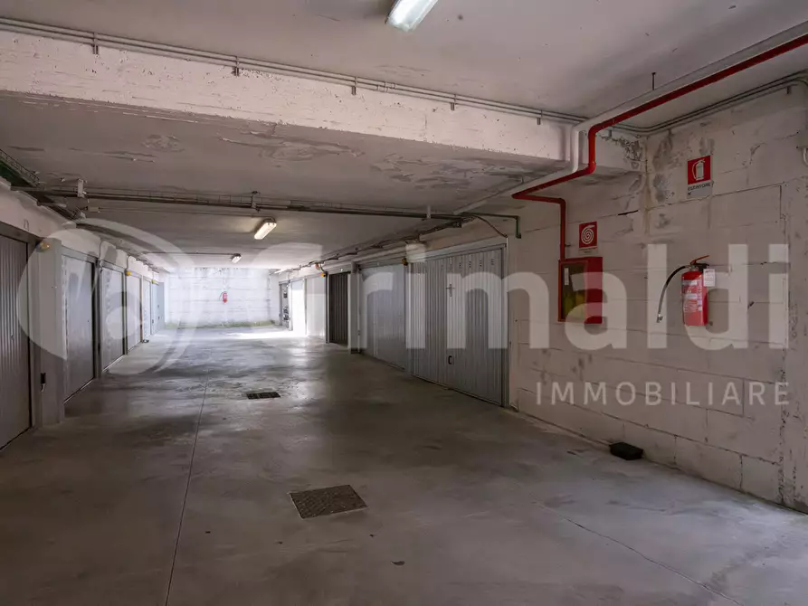 Immagine 28 di Appartamento in vendita  in Via Roberto Ago, 50D a Roma