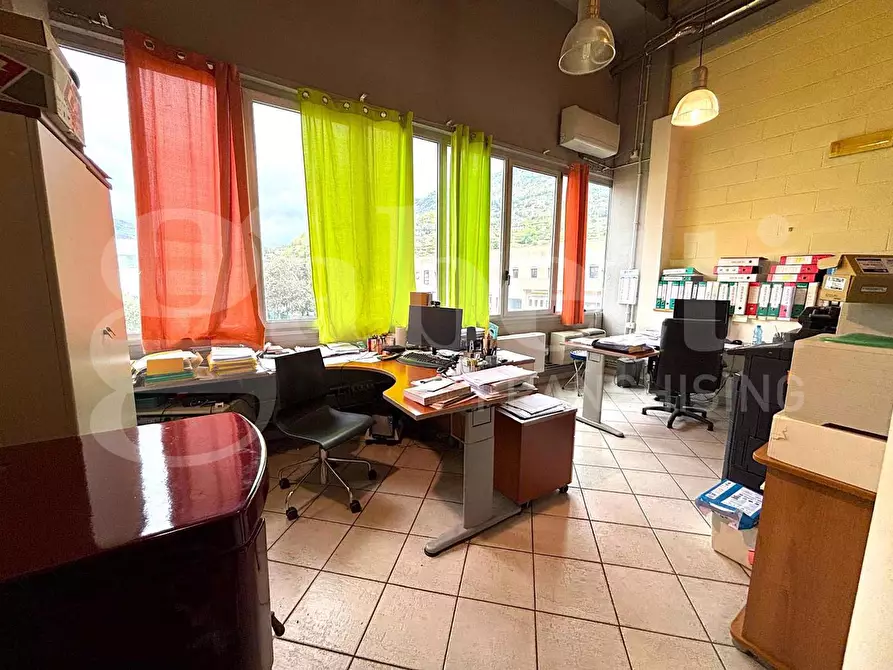 Immagine 1 di Loft/Open space in vendita  in Via dell'Artigianato a Finale Ligure