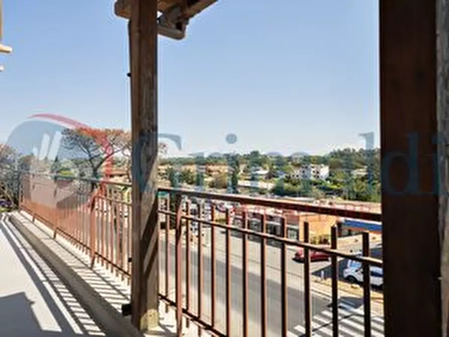 Immagine 15 di Attico in vendita  in Via Attico in vendita in via di Casal Selce, SNC a Roma