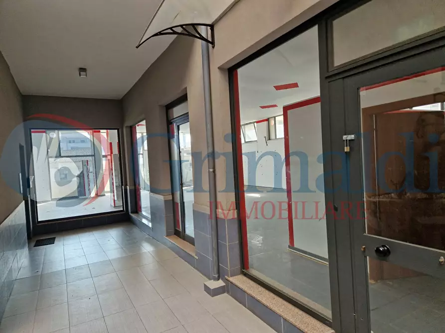 Immagine 6 di Negozio in vendita  in Via Adolfo Celi, 185 a Messina