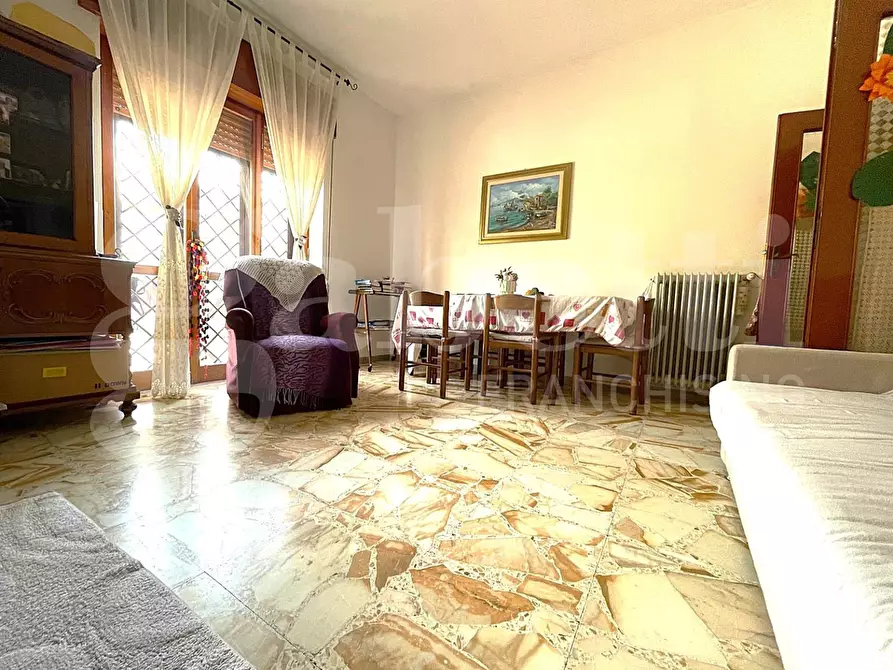 Immagine 3 di Appartamento in vendita  in Via Mameli, 18 a Gaeta