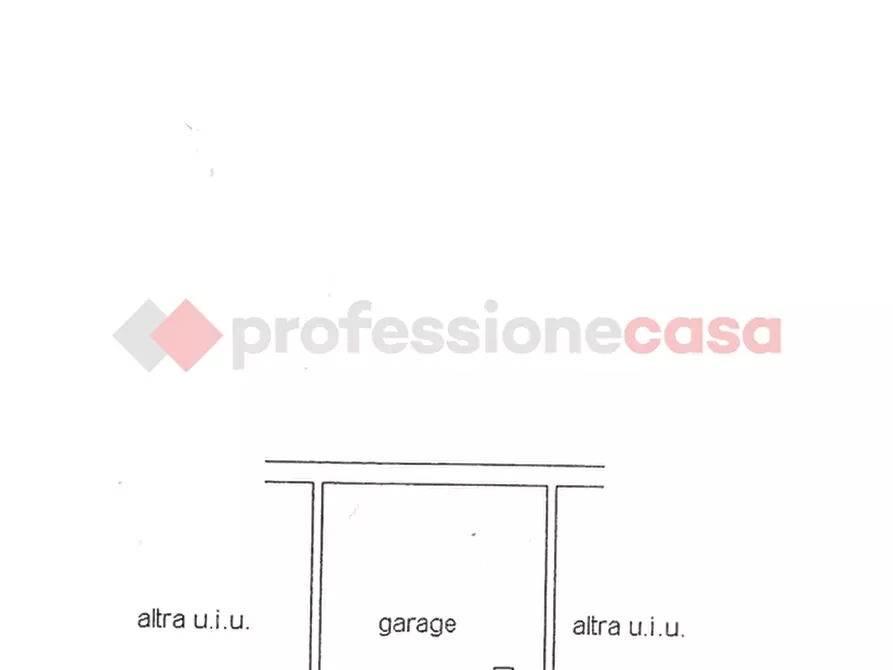 Immagine 1 di Box auto in vendita  in Via Fratelli Cervi a Montelupo Fiorentino