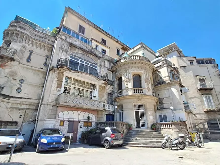 Immagine 1 di Appartamento in vendita  in Vico S. Eframo a Napoli