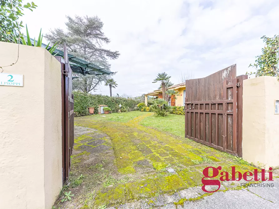 Immagine 3 di Villa in vendita  in Via Terracina, 80 a San Felice Circeo