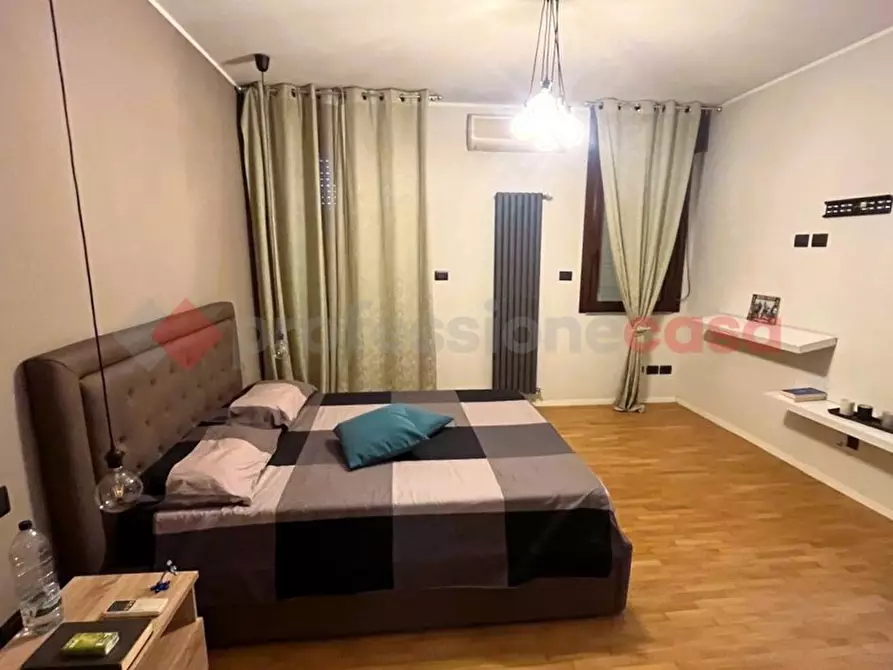 Immagine 23 di Villa in vendita  in Via giuseppe verdi, 0 a Locate Di Triulzi