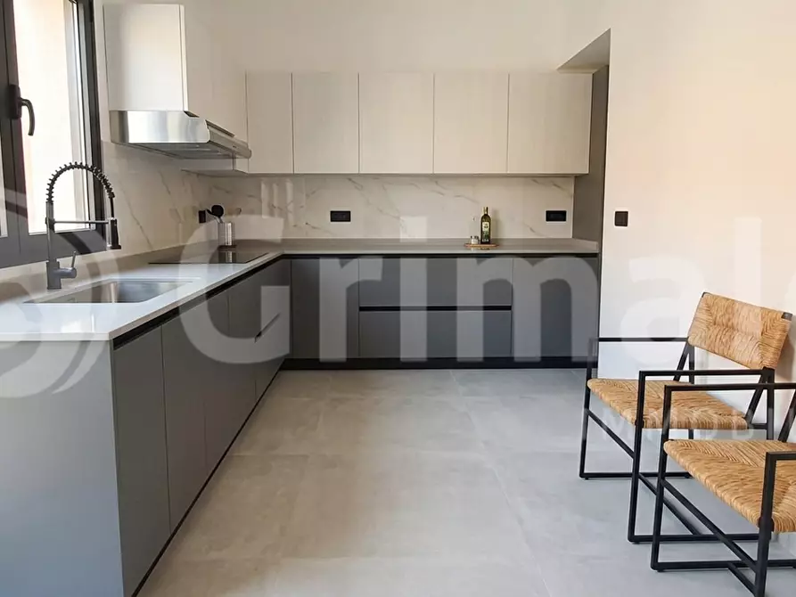 Immagine 7 di Appartamento in vendita  in Via CHIUSA, 38 a Massa