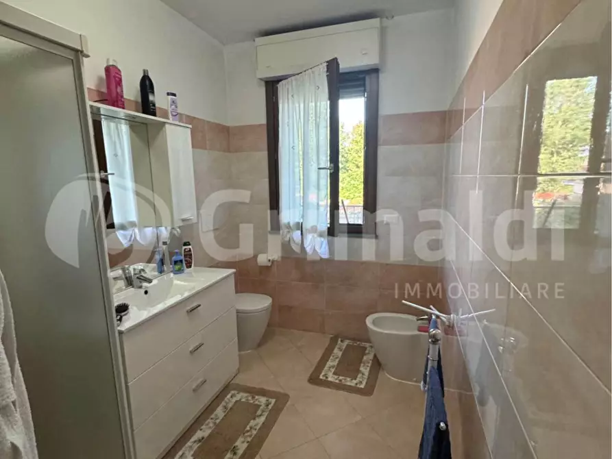 Immagine 5 di Appartamento in vendita  in Via Calipari, 9 a Lungavilla