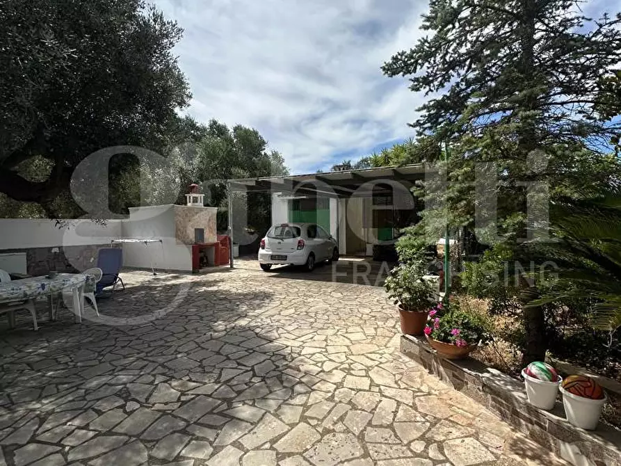 Immagine 3 di Villa in vendita  in Contrada San Benedetto, sn a Ostuni