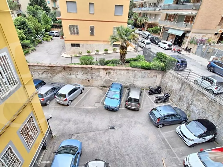 Immagine 14 di Appartamento in vendita  in Via Pietro Castellino a Napoli