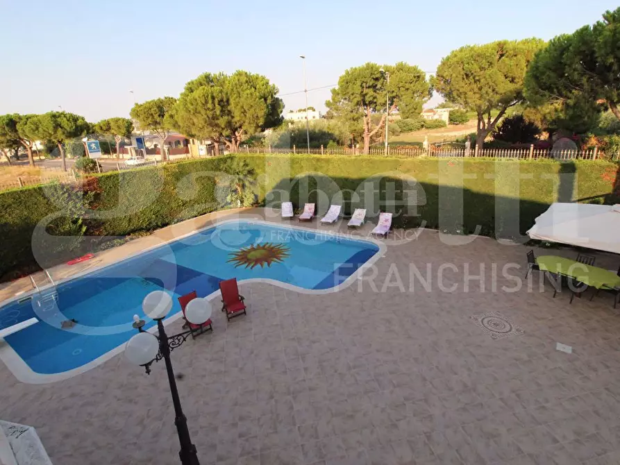 Immagine 2 di Villa in vendita  in Via Martiri di Palermo a Trani